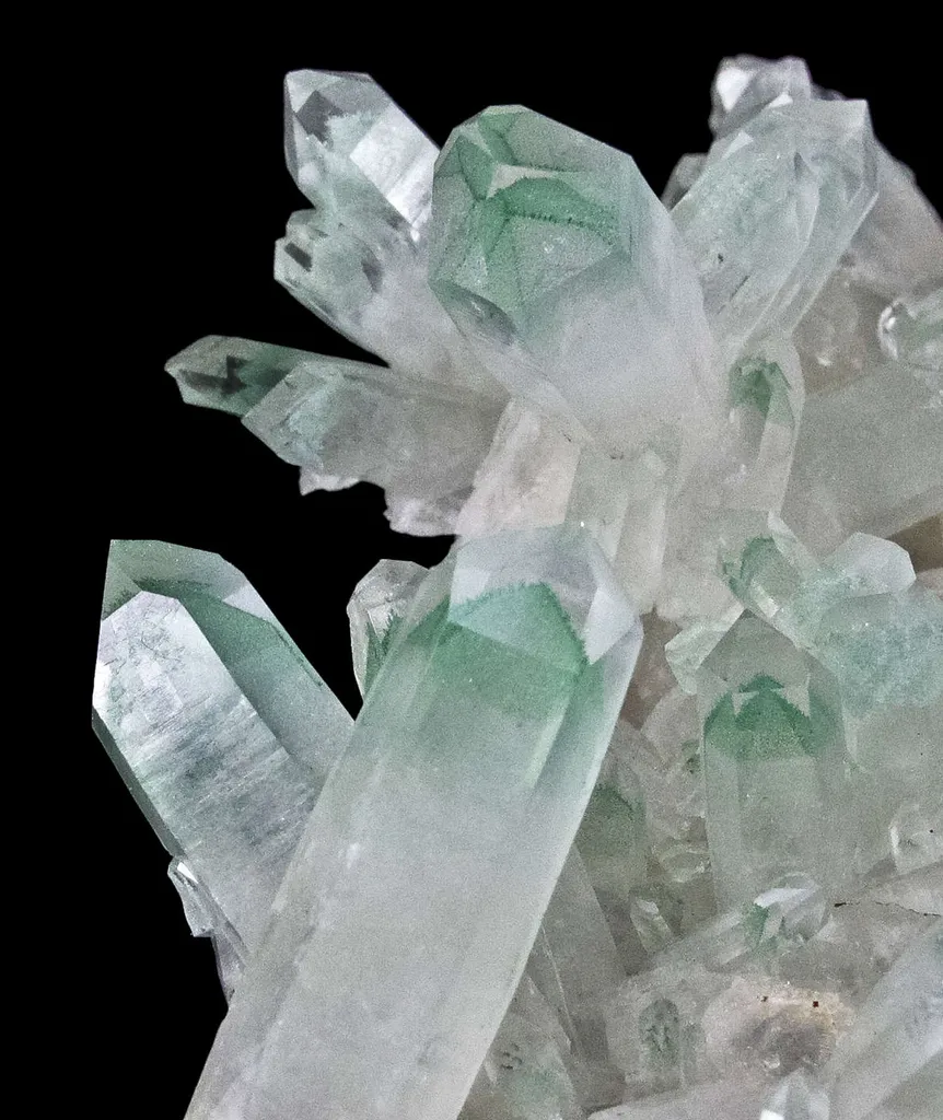 Quartz Included By Fuchsite - image 3