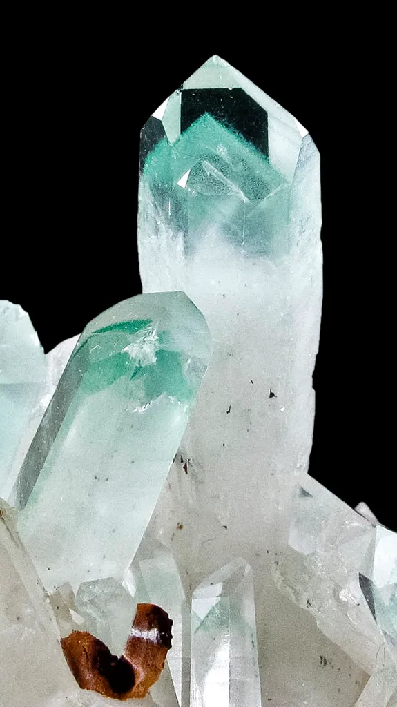 Quartz Included By Fuchsite - image 8
