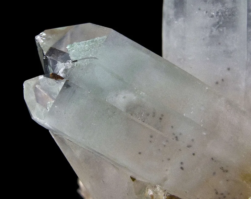 Quartz Included By Fuchsite - image 3