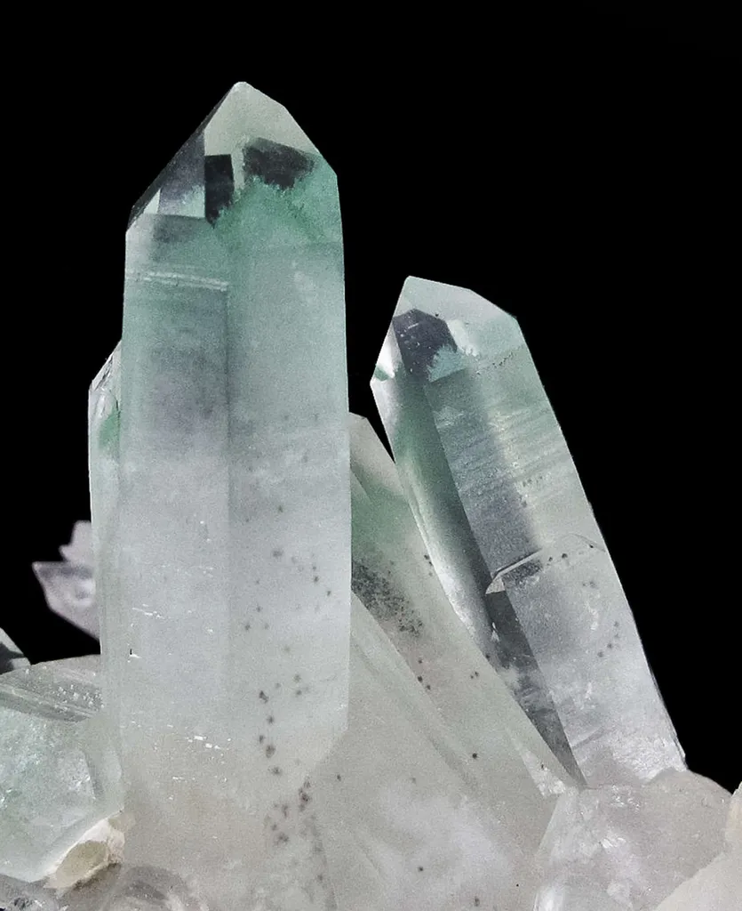 Quartz Included By Fuchsite - image 8