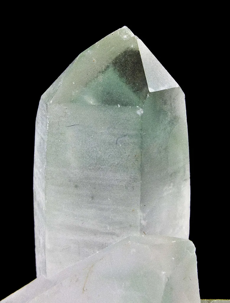 Quartz Included By Fuchsite - image 2