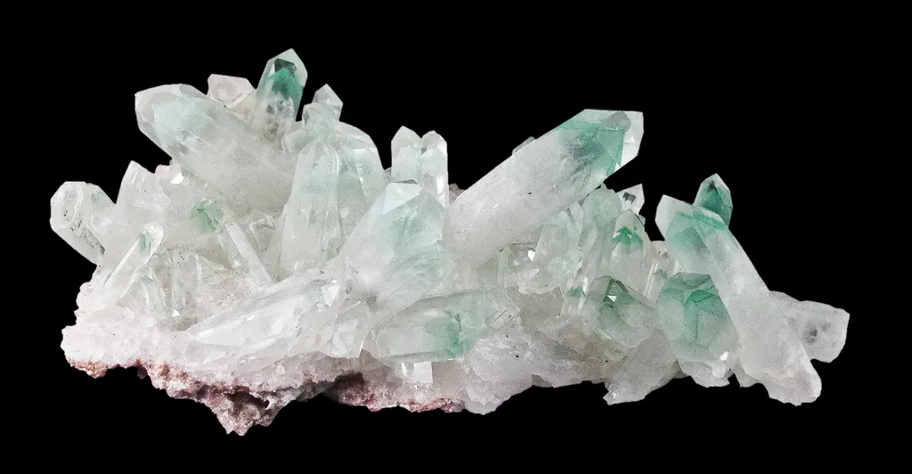 Quartz Included By Fuchsite - image 7