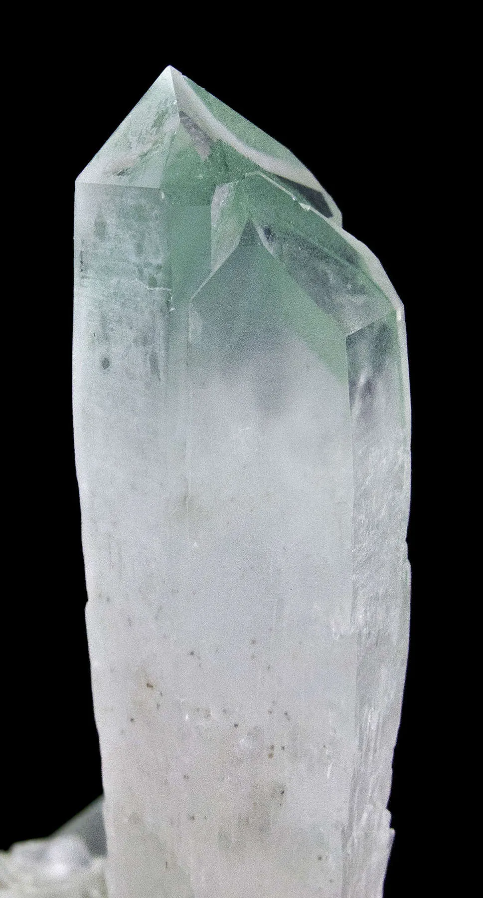 Quartz Included By Fuchsite - image 8