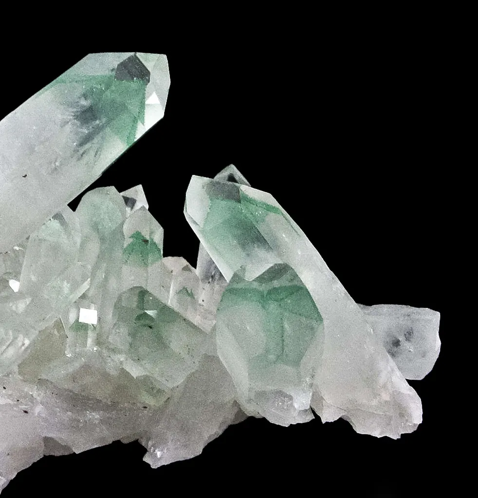 Quartz Included By Fuchsite - image 8