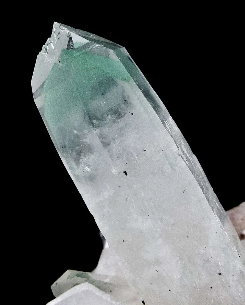 Quartz Included By Fuchsite - image 7