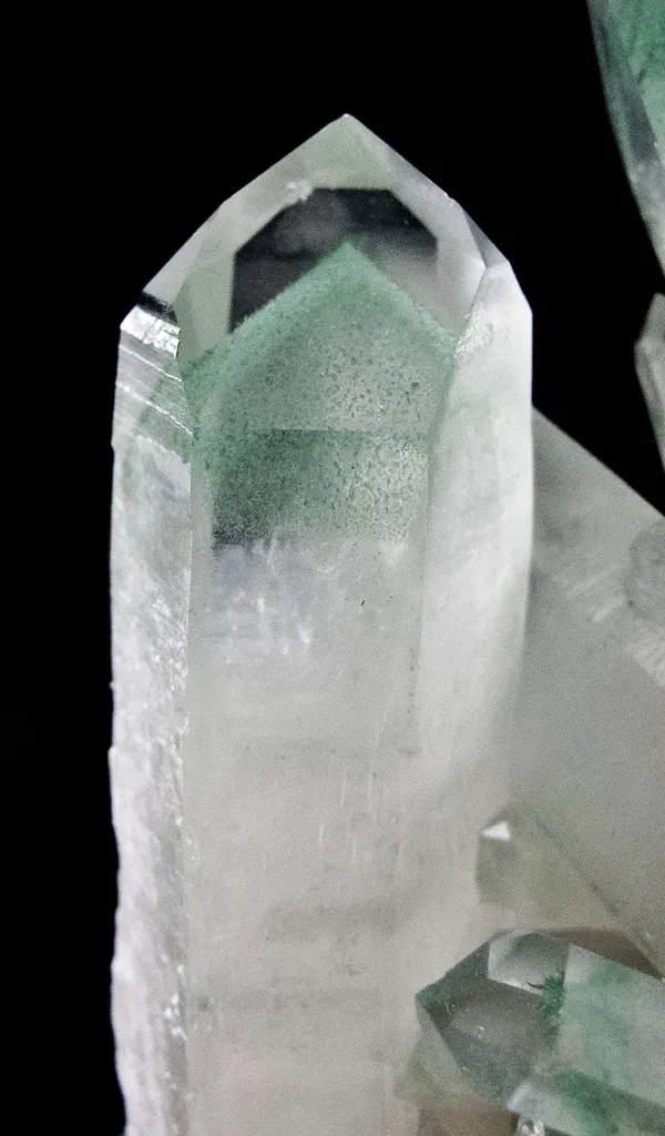Quartz Included By Fuchsite - image 8