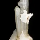 Quartz included by Hedenbergite, Hematite - image 4
