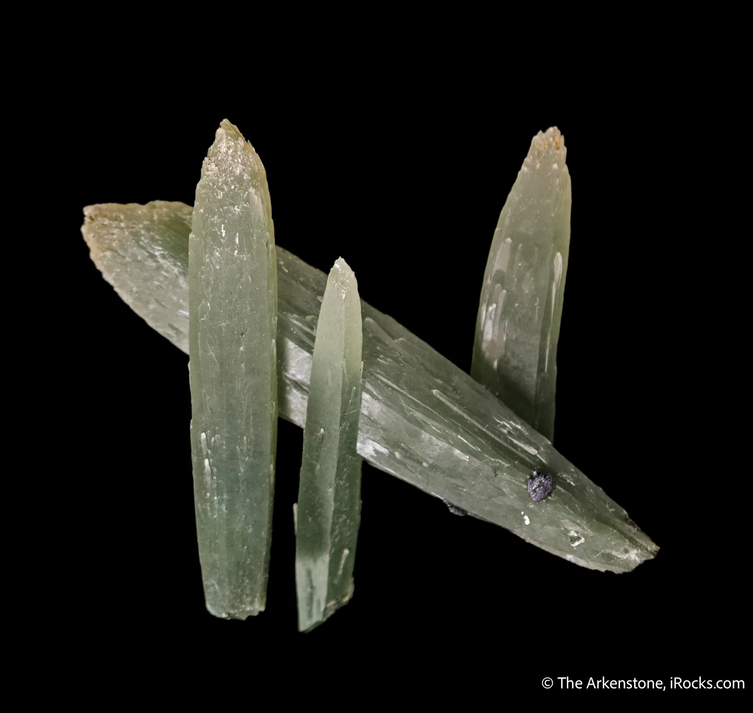 Quartz included by Hedenbergite (Prasem) - image 4