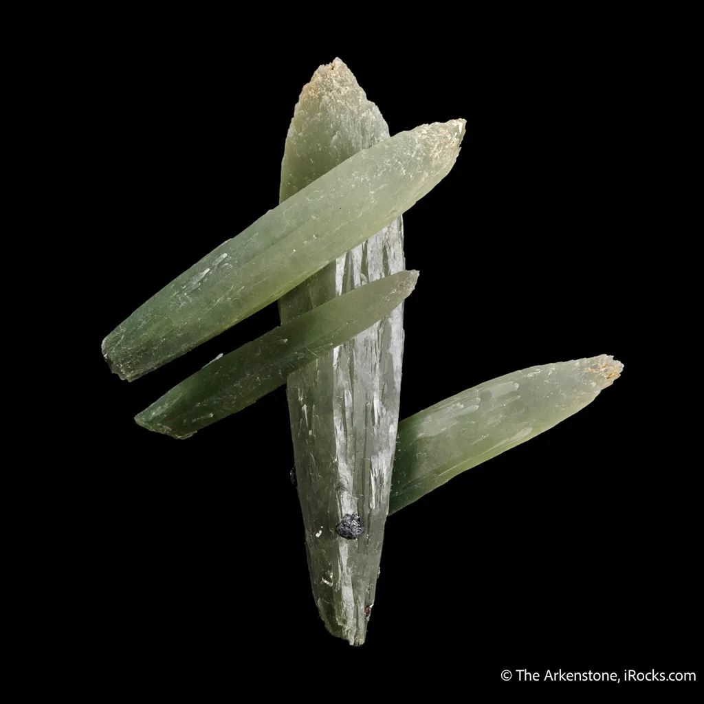 Quartz included by Hedenbergite (Prasem) - image 7