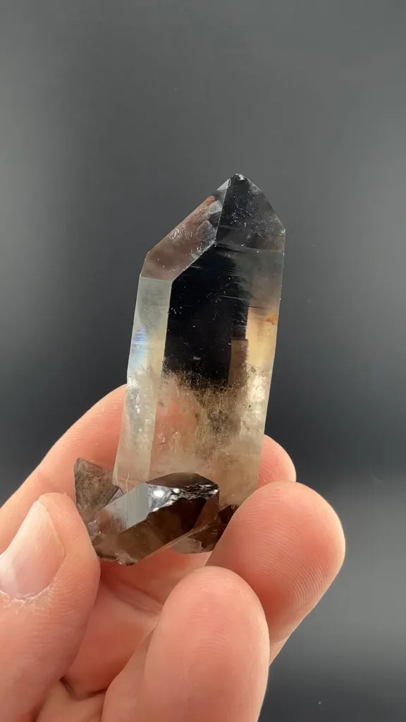 Quartz (irradiated) image