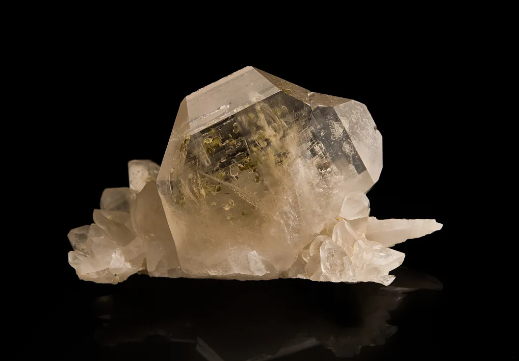 Quartz (Japan-law twin) image