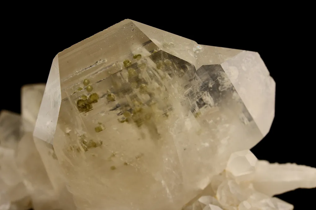 Quartz (Japan-law twin) - image 2