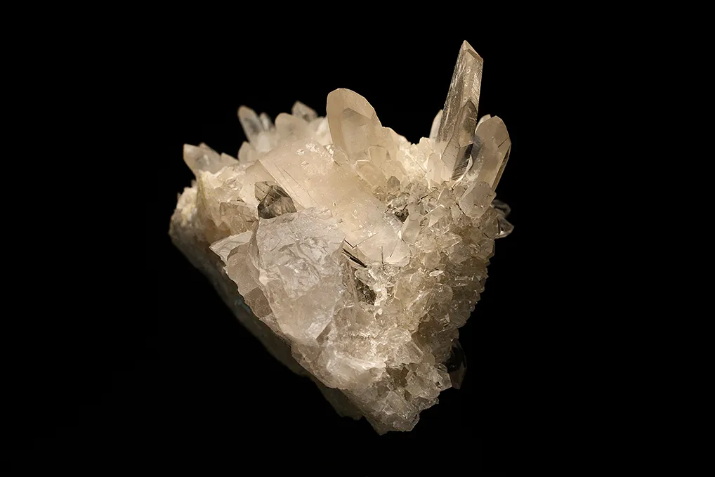 Quartz (Japan-law twin) - image 5
