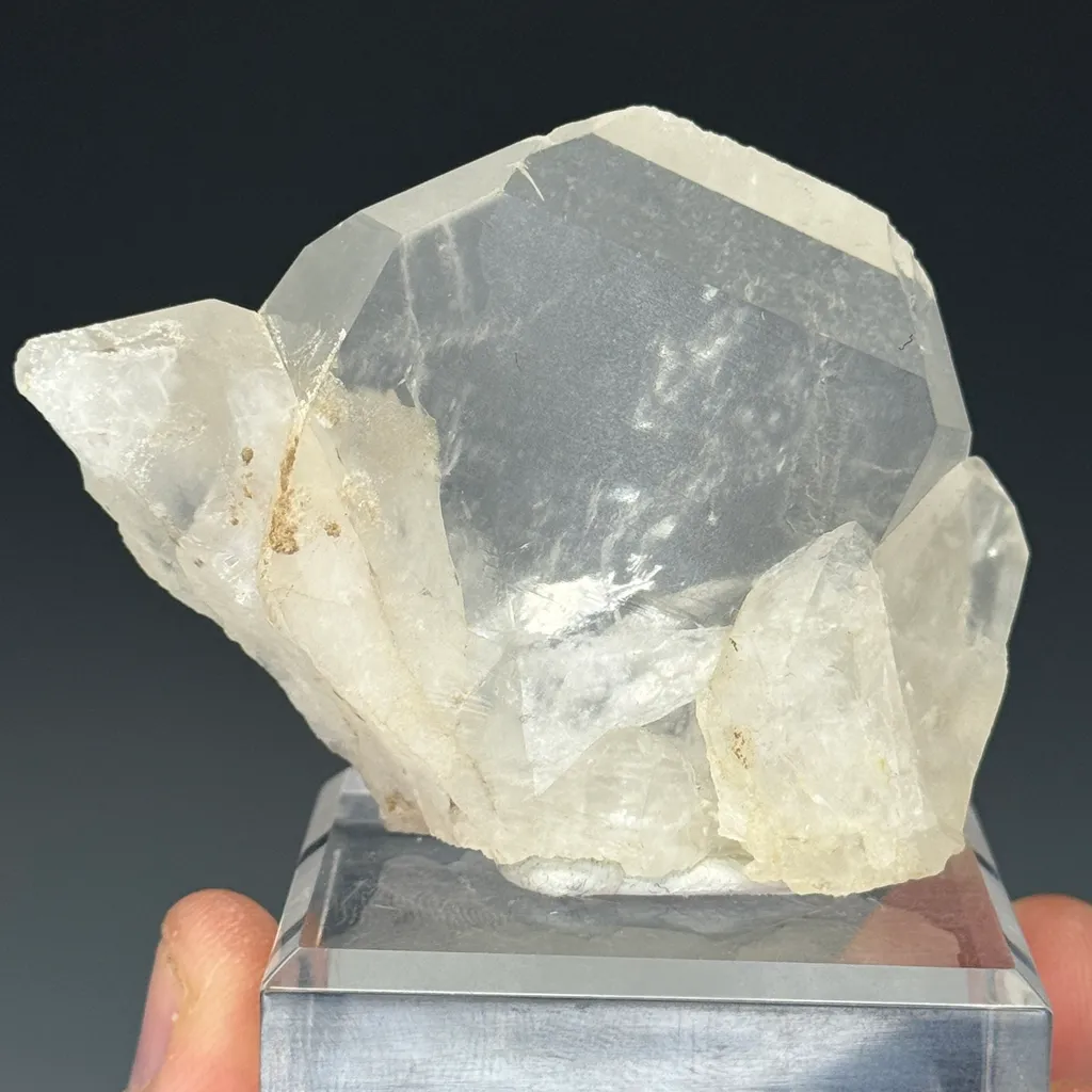 Quartz (Japan Law Twin) image