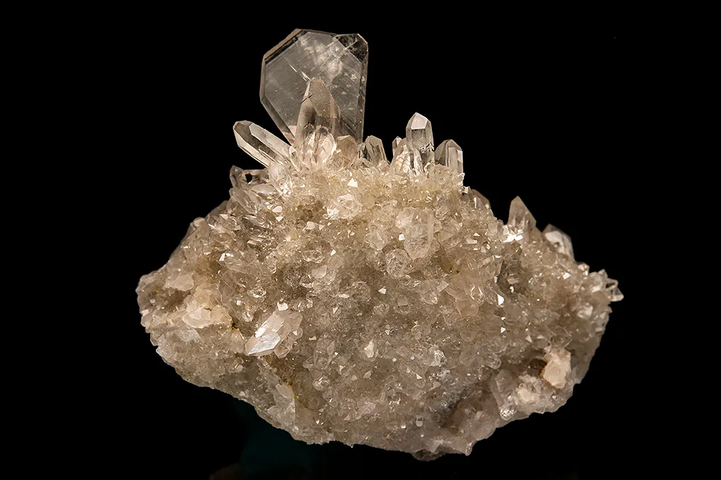 Quartz (Japan-law twin) - image 2