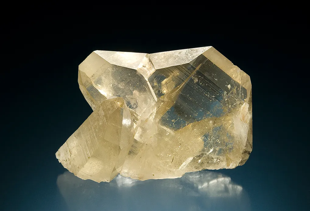Quartz (Japan-law twin) - image 2