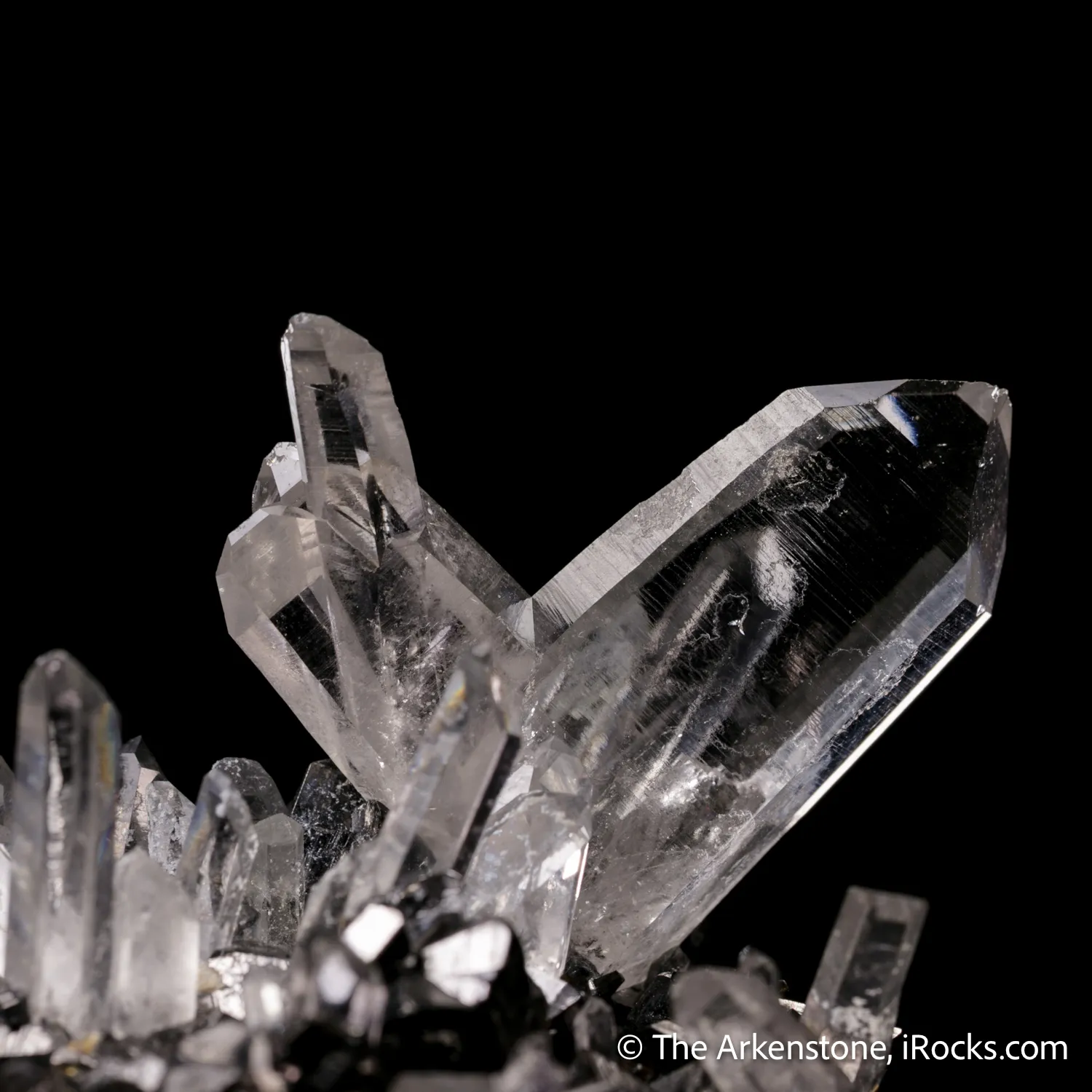 Quartz (Japan Law Twin) on Cassiterite - image 4