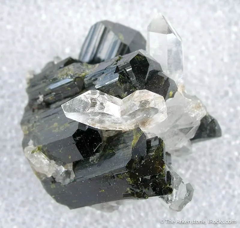 Quartz (Japan Law Twin) on Epidote - image 2