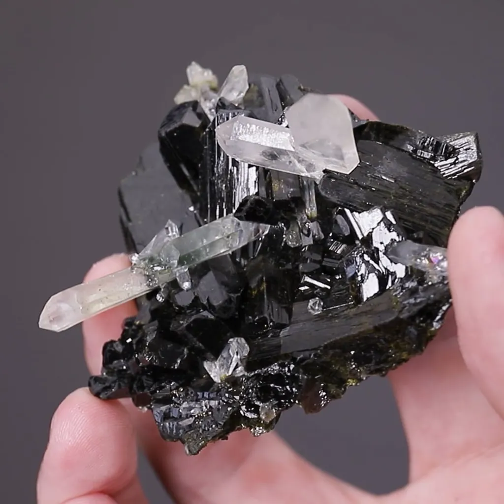 Quartz (Japan-Law Twin) with Epidote image