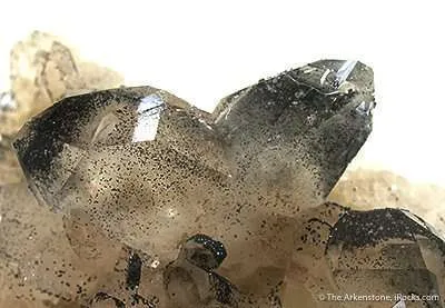 Quartz (Japan Law Twin) With Manganbabingtonite - image 2