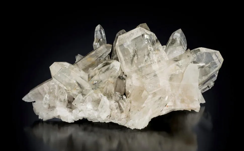 Quartz, luinaite image