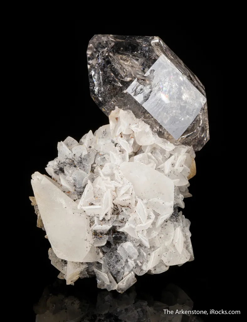 Quartz on Calcite with Anthraxolite (petroleum) - image 3