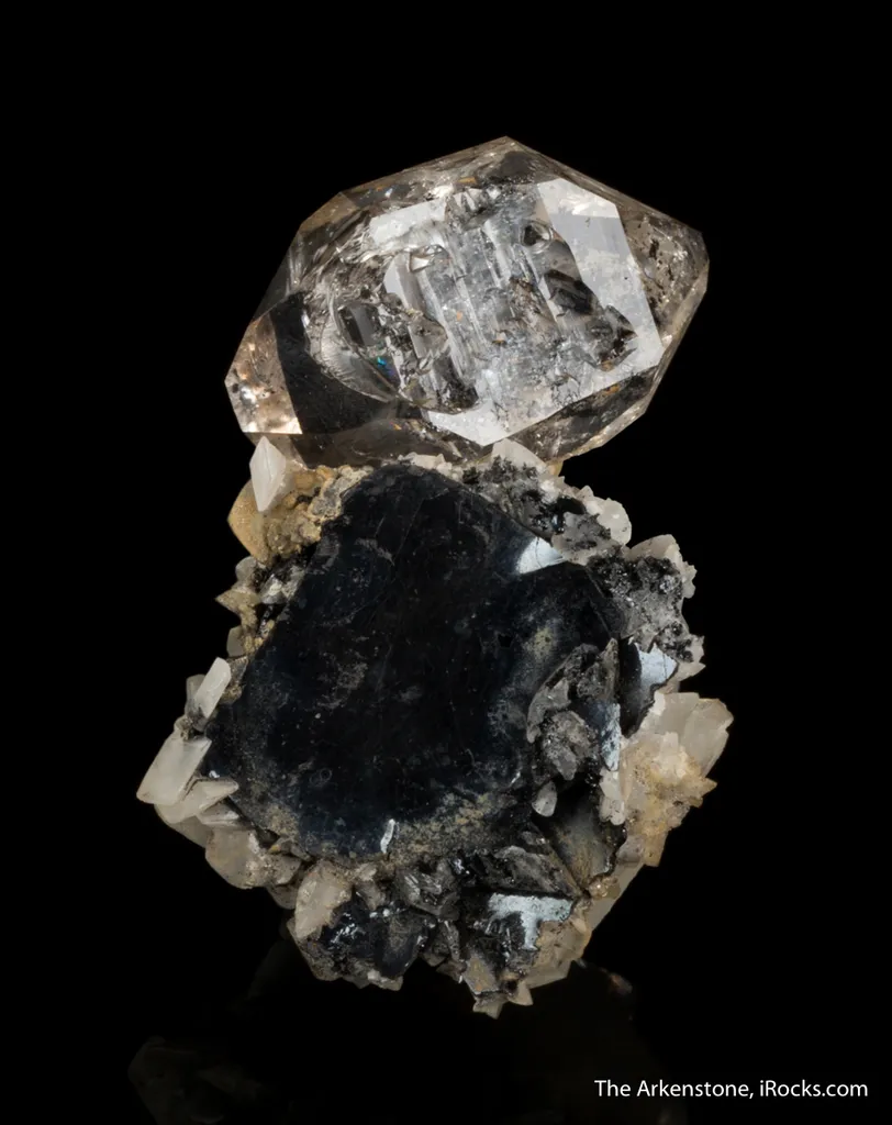 Quartz on Calcite with Anthraxolite (petroleum) - image 10