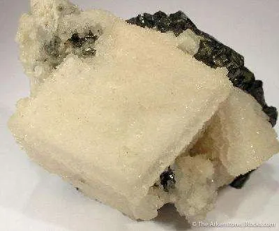 Quartz on Calcite With Sphalerite - image 3