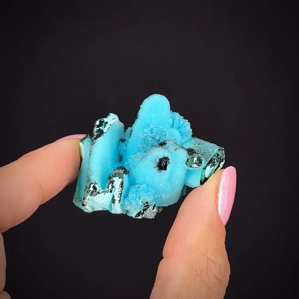 Quartz on Chrysocolla pseudo. after Malachite