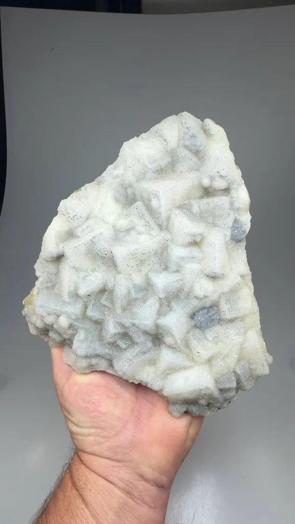 Quartz on Fluorite image