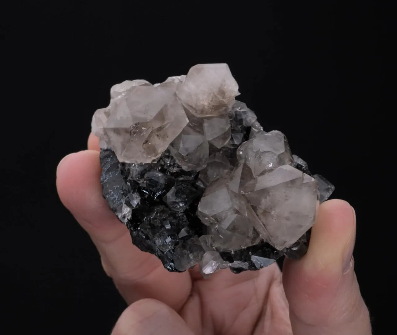 Quartz on Hematite - image 2