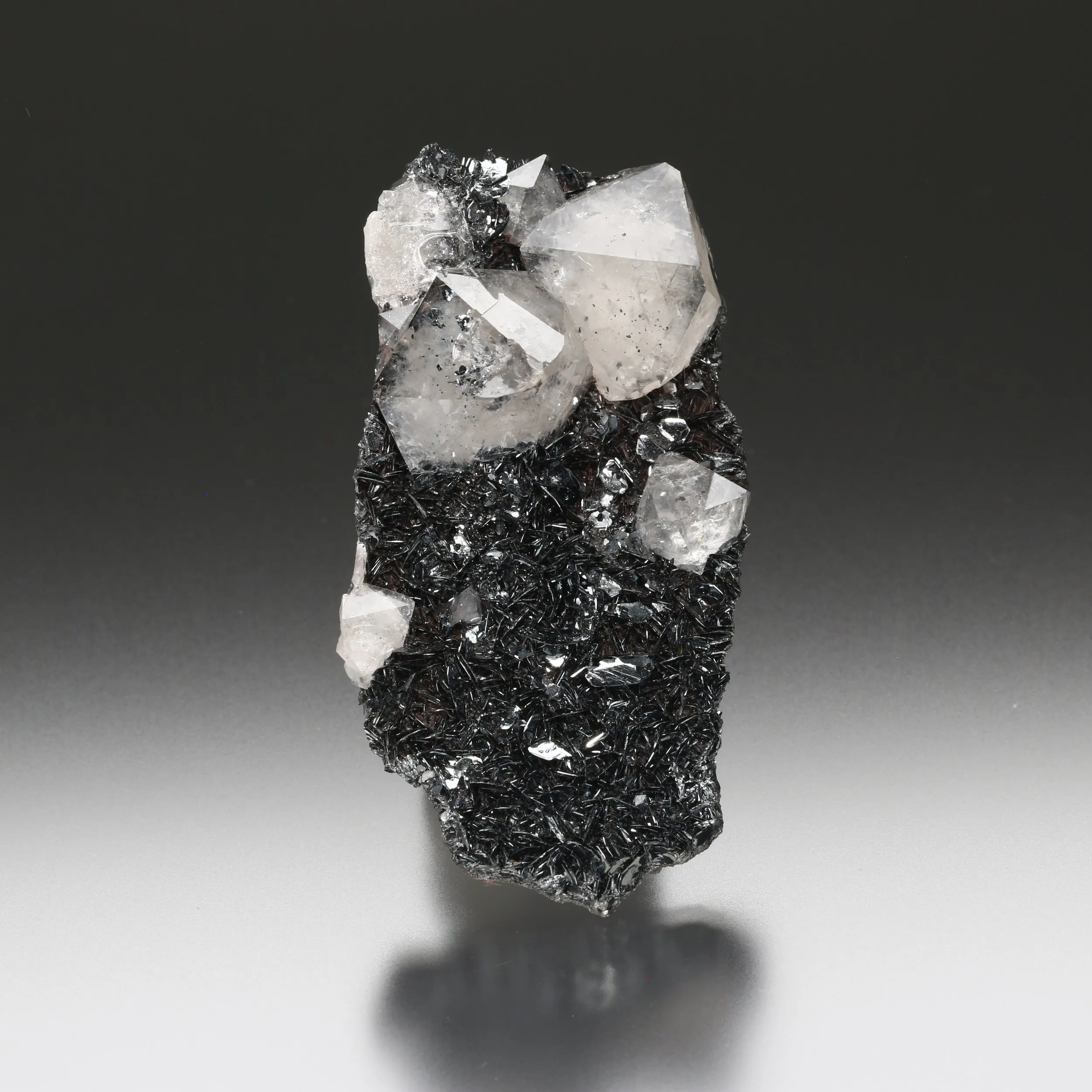 Quartz on Hematite - image 1