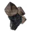 Quartz on Hematite - image 2