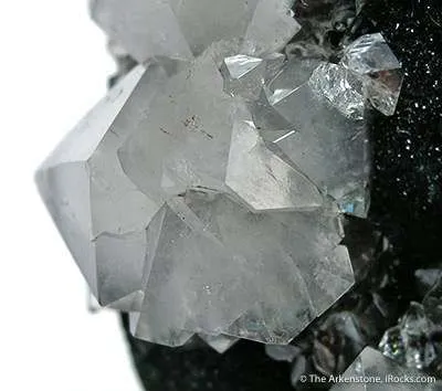 Quartz on Hematite - image 2