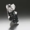 Quartz on Hematite - image 3