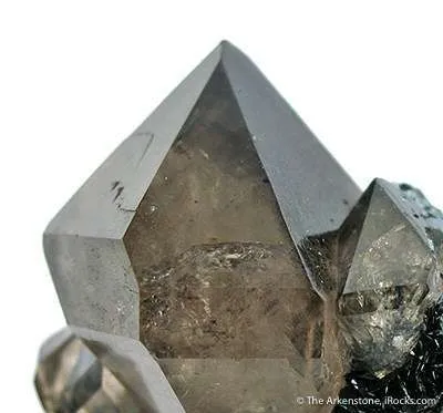 Quartz on Hematite - image 2