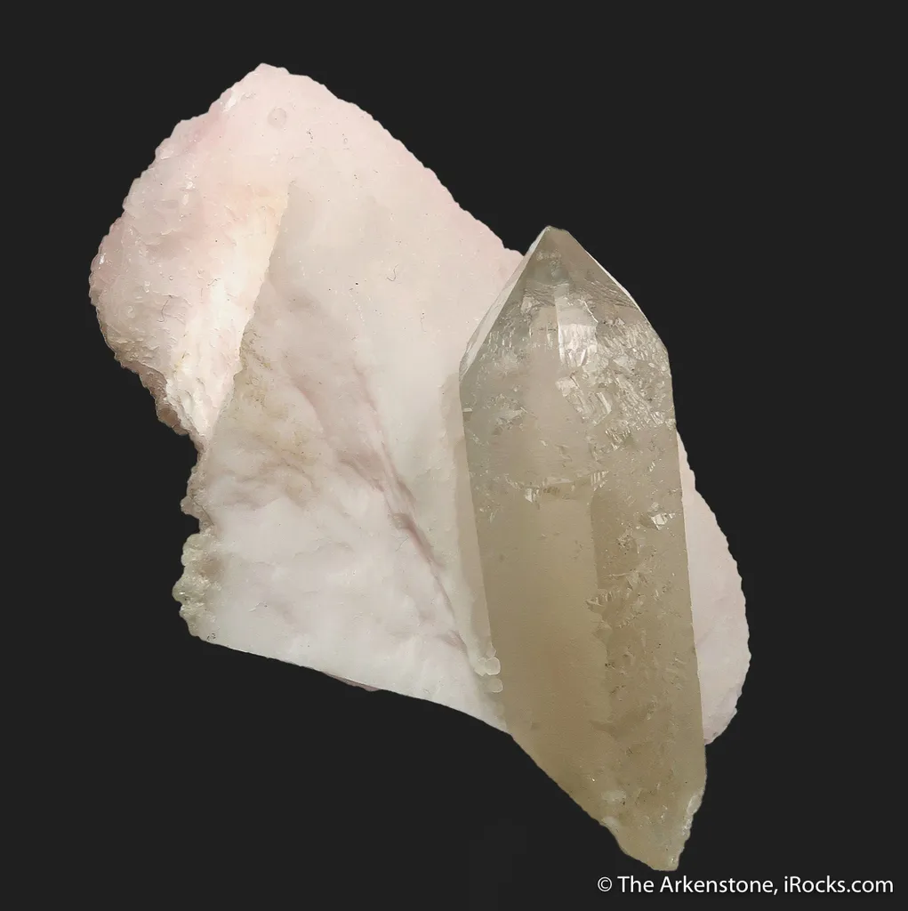 Quartz on Manganoan Calcite (fl) - image 5