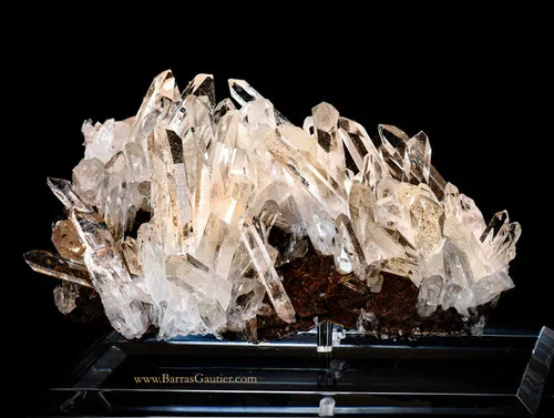 Quartz on Siderite image