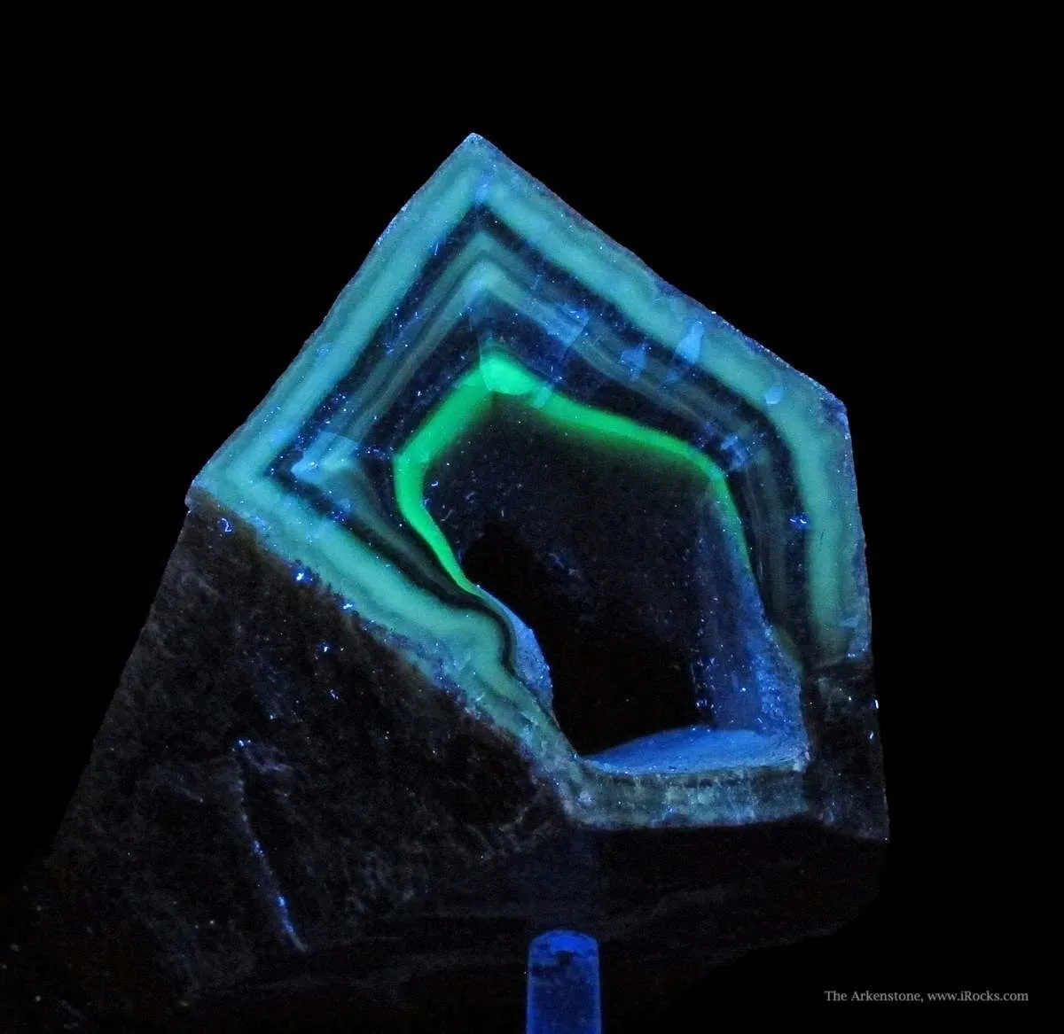 Quartz (Polyhedral Agate) - image 6