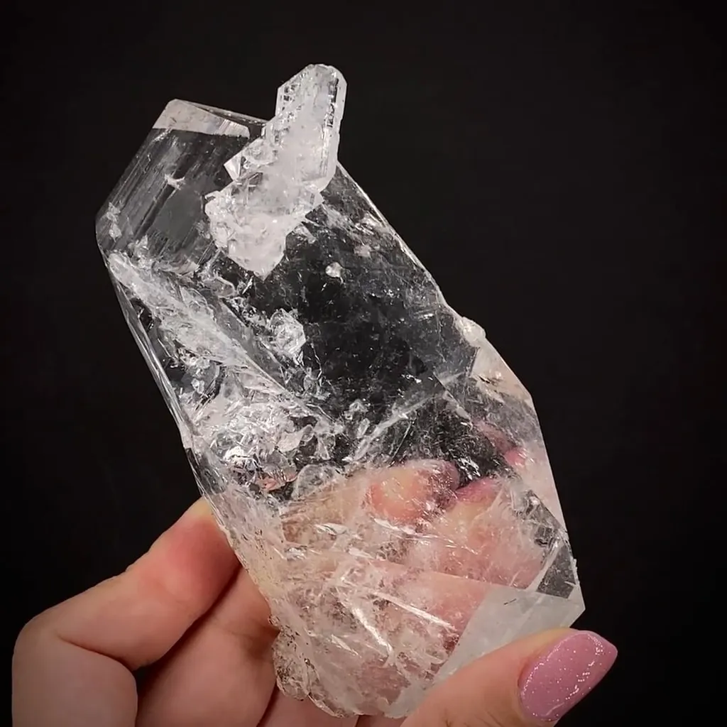 Quartz (pseudocubic) image