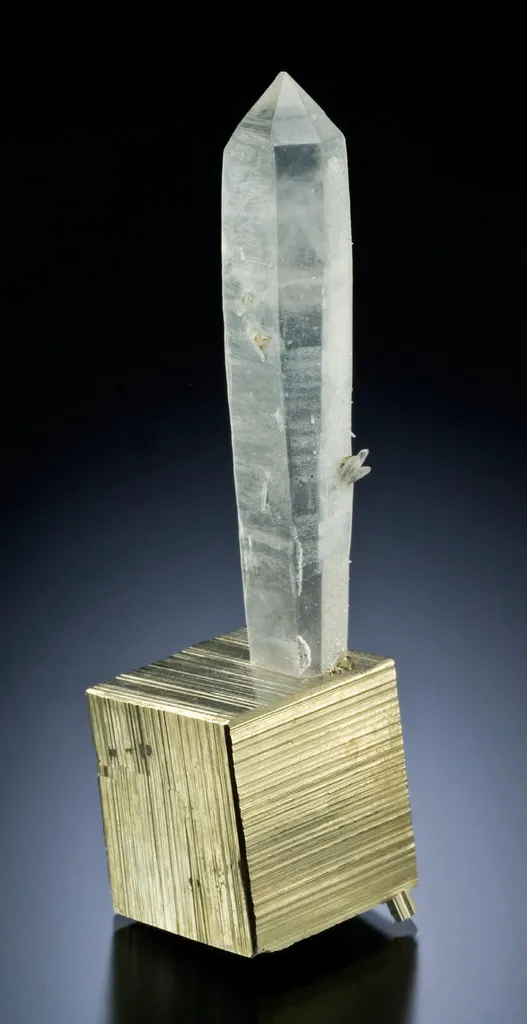 Quartz, Pyrite image