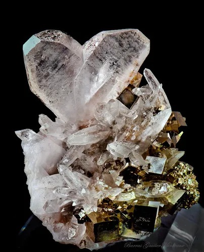 Quartz Pyrite image