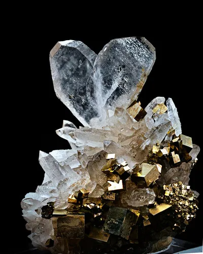 Quartz Pyrite - image 2