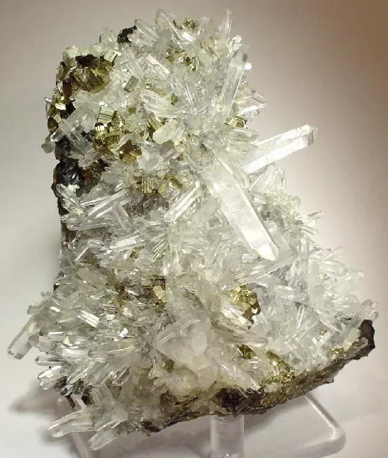 Quartz, Pyrite - image 1