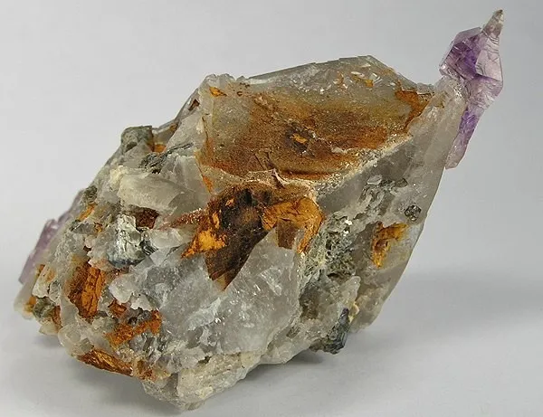 Quartz, Quartz (Var: Amethyst) - image 1