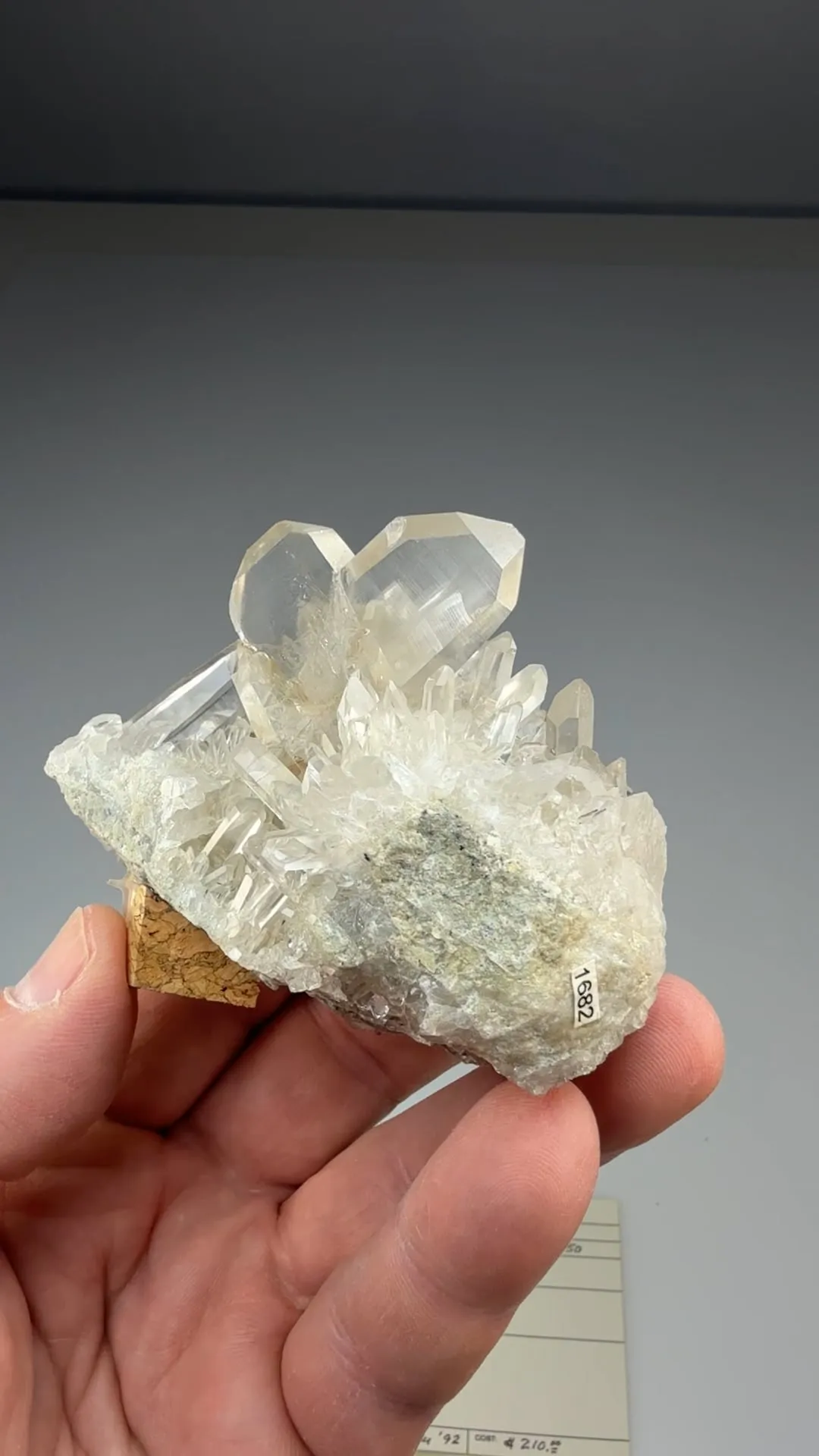 Quartz (repaired) (1682) - image 2