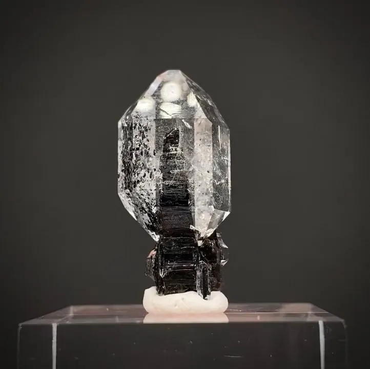 Quartz scepter (Herkimer Diamond) image