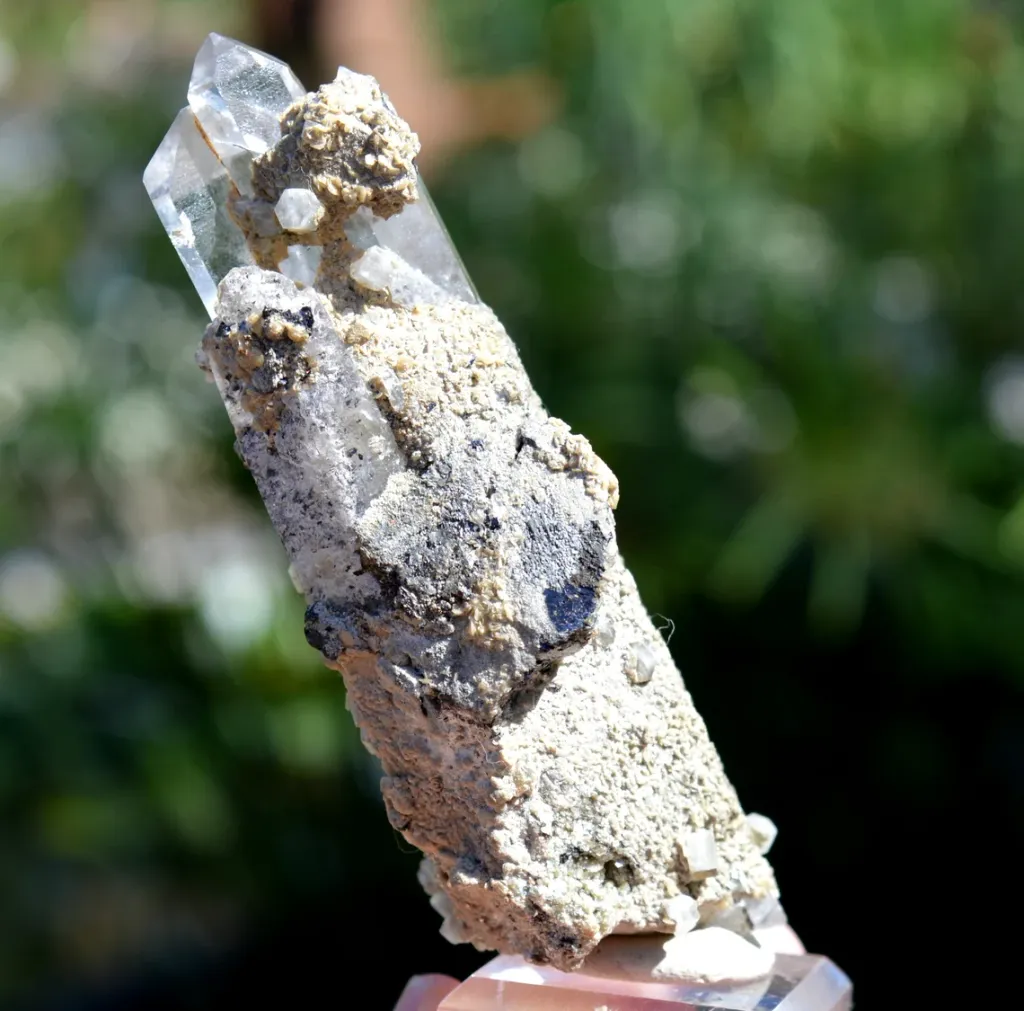 Quartz & siderite Apatite 205 grams - Panasqueira Mines, Covilhã, Castelo Branco District, Portugal - image 3