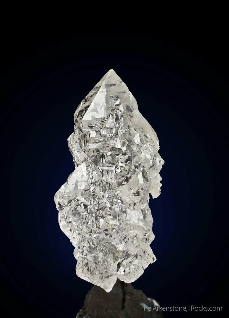 Quartz (skeletal) - image 4