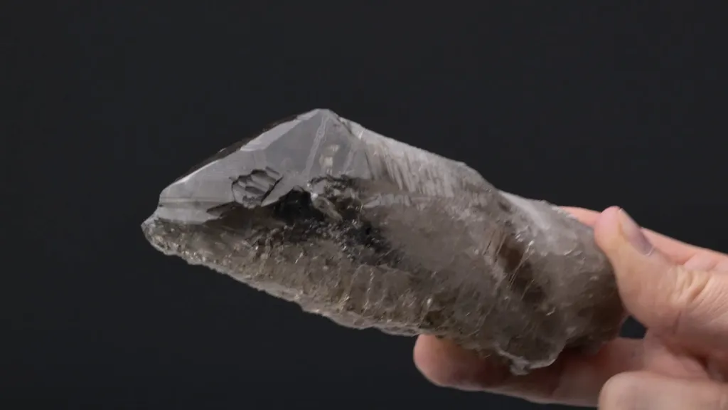 Quartz (Skeletal) - image 2